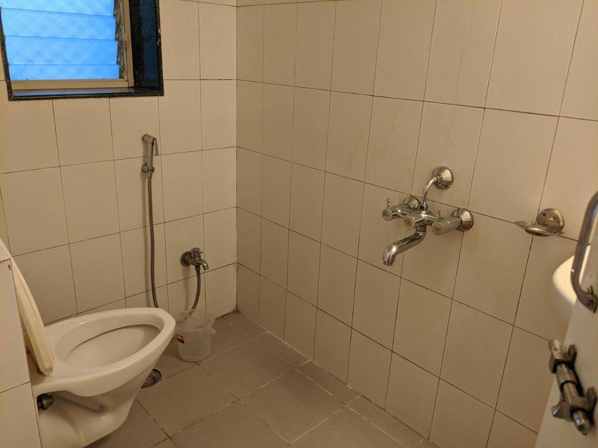 Suryavilla Hotel Пуна Экстерьер фото
